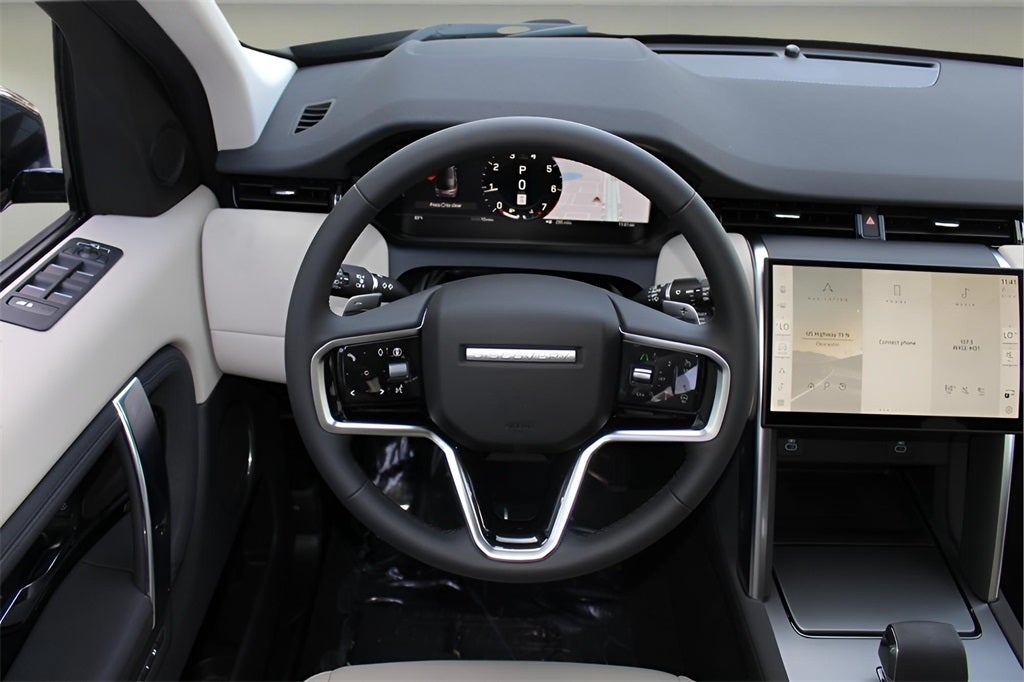 2025 Land Rover Discovery Sport S