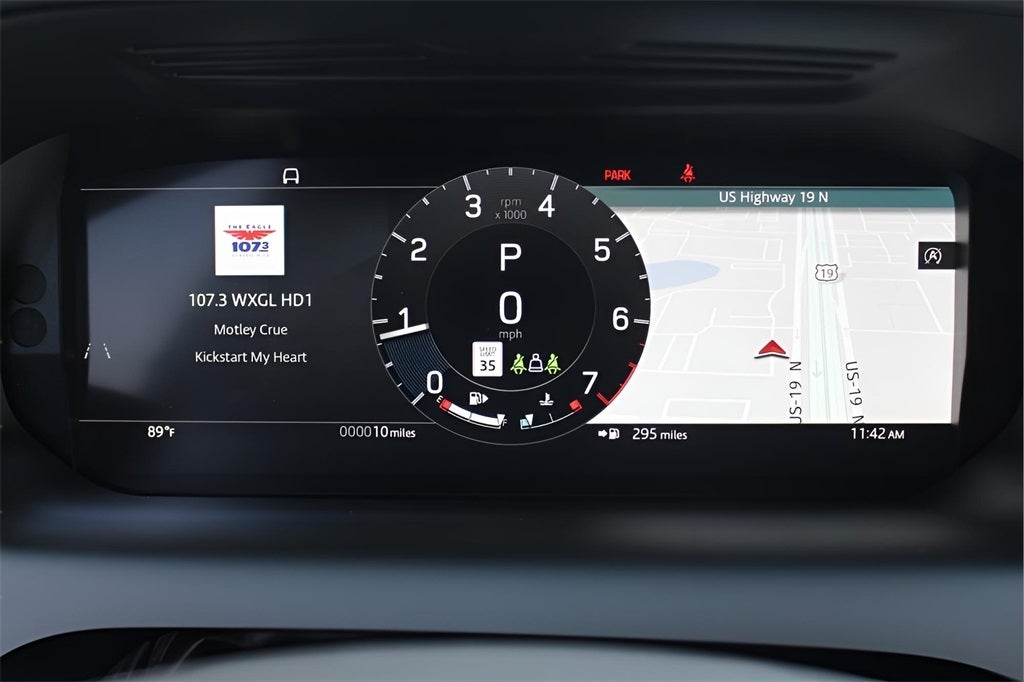 2025 Land Rover Discovery Sport S