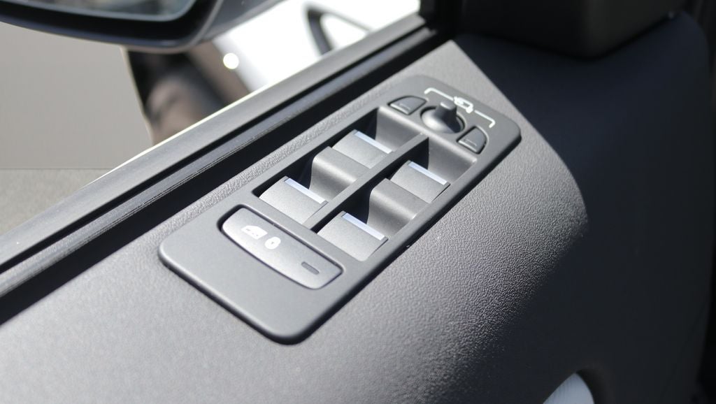 2026 Land Rover Discovery Sport Landmark