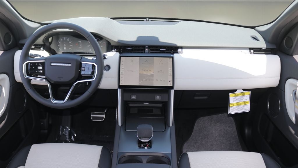 2026 Land Rover Discovery Sport Landmark