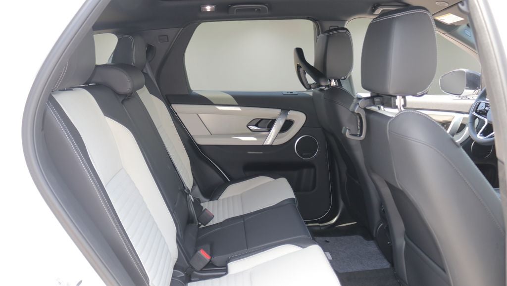 2026 Land Rover Discovery Sport Landmark