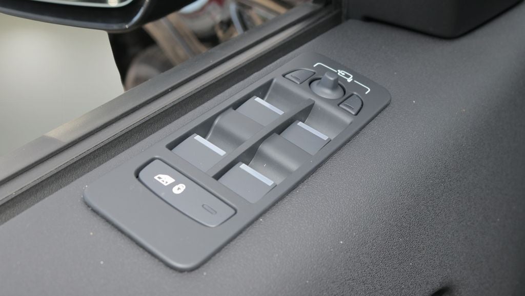 2026 Land Rover Discovery Sport Landmark