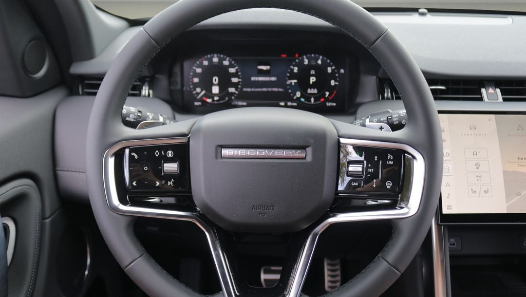 2026 Land Rover Discovery Sport Landmark