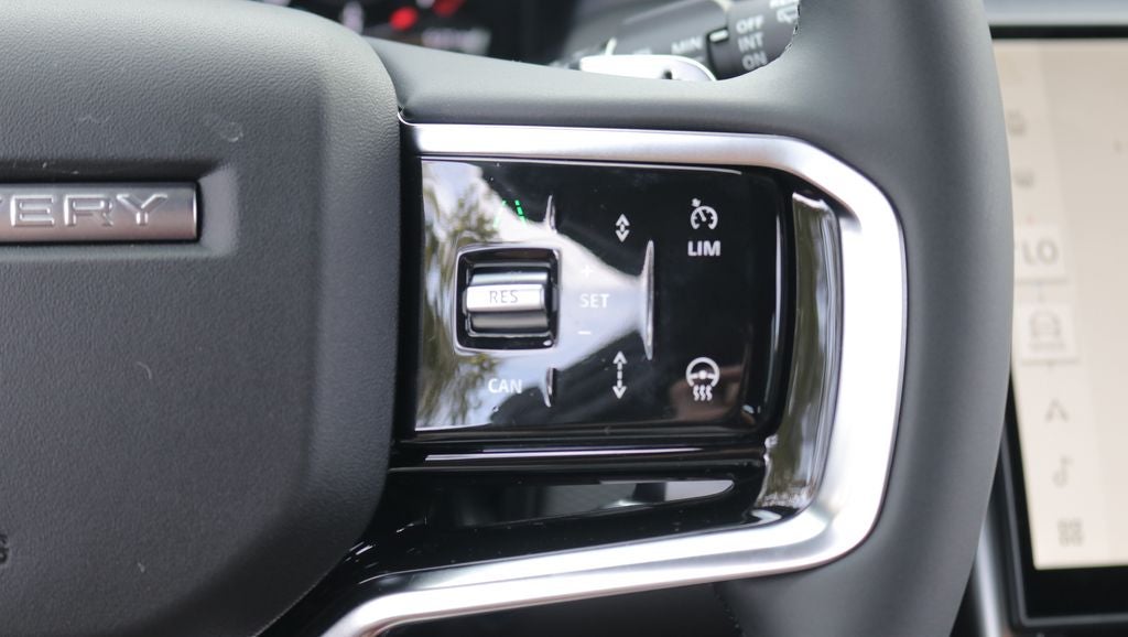 2026 Land Rover Discovery Sport Landmark