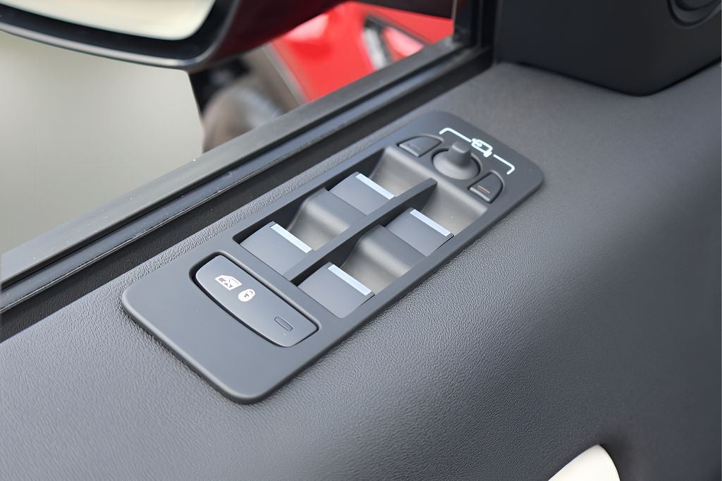 2026 Land Rover Discovery Sport Landmark