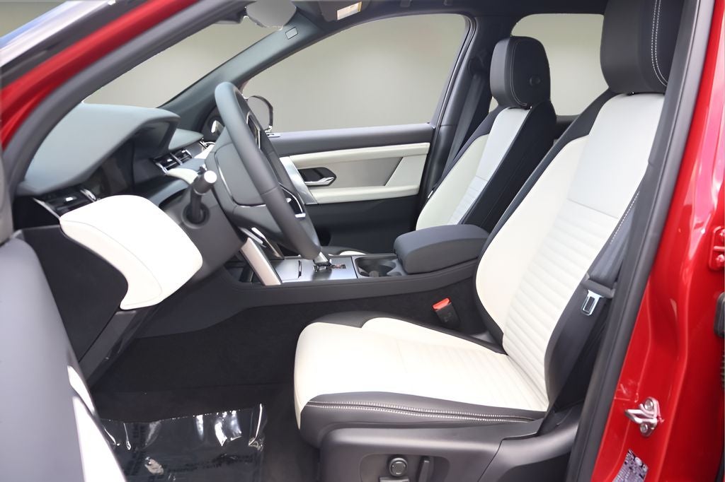 2026 Land Rover Discovery Sport Landmark