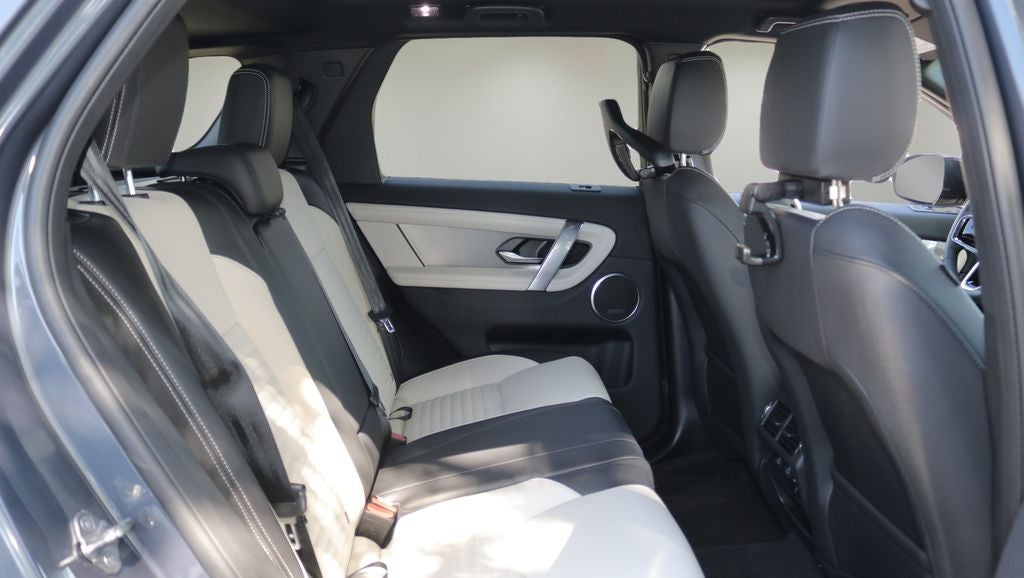2026 Land Rover Discovery Sport Landmark
