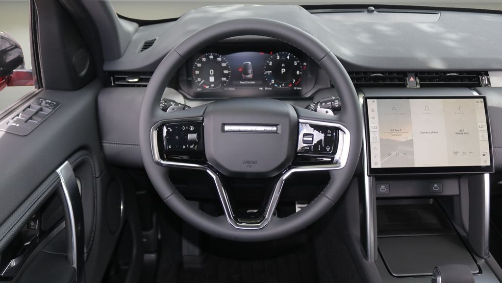 2026 Land Rover Discovery Sport Landmark