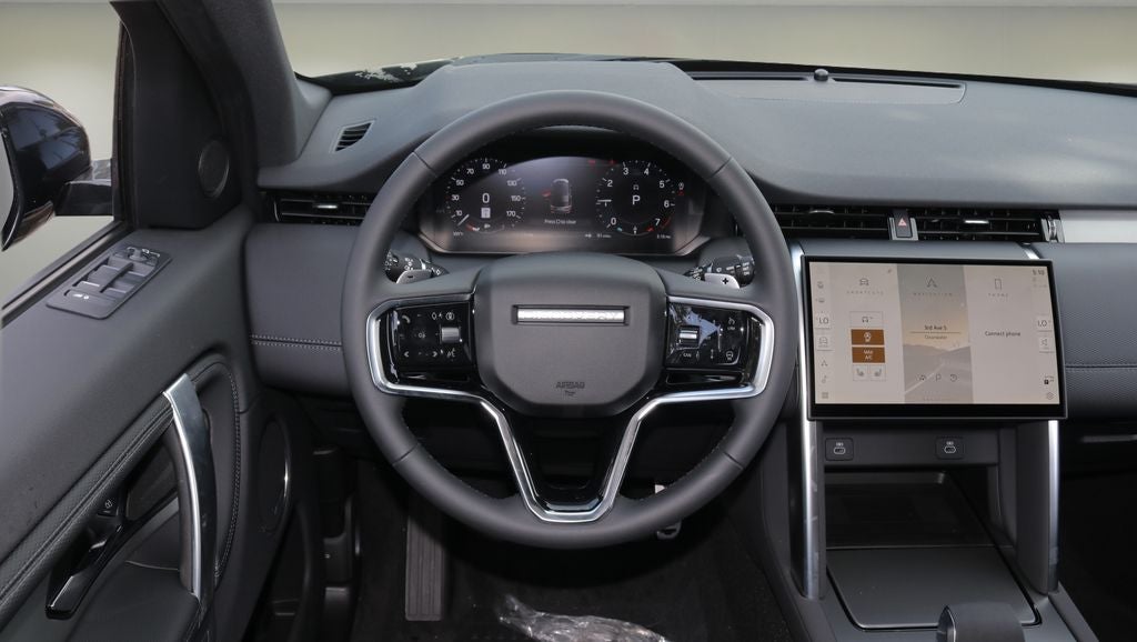 2026 Land Rover Discovery Sport Landmark