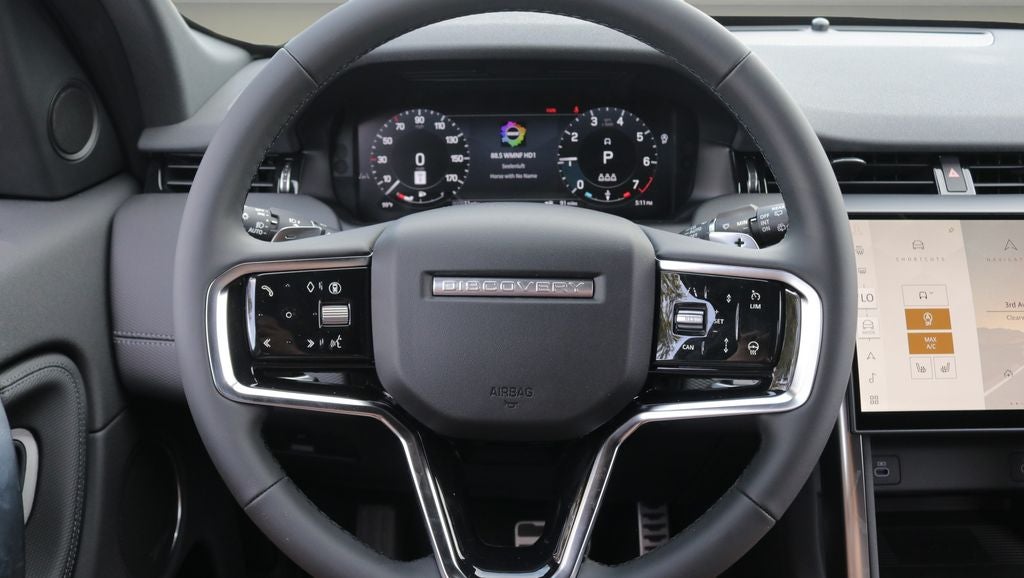 2026 Land Rover Discovery Sport Landmark