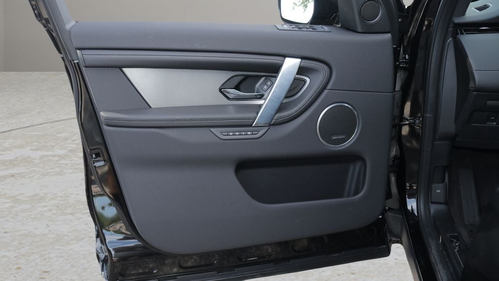 2026 Land Rover Discovery Sport Landmark