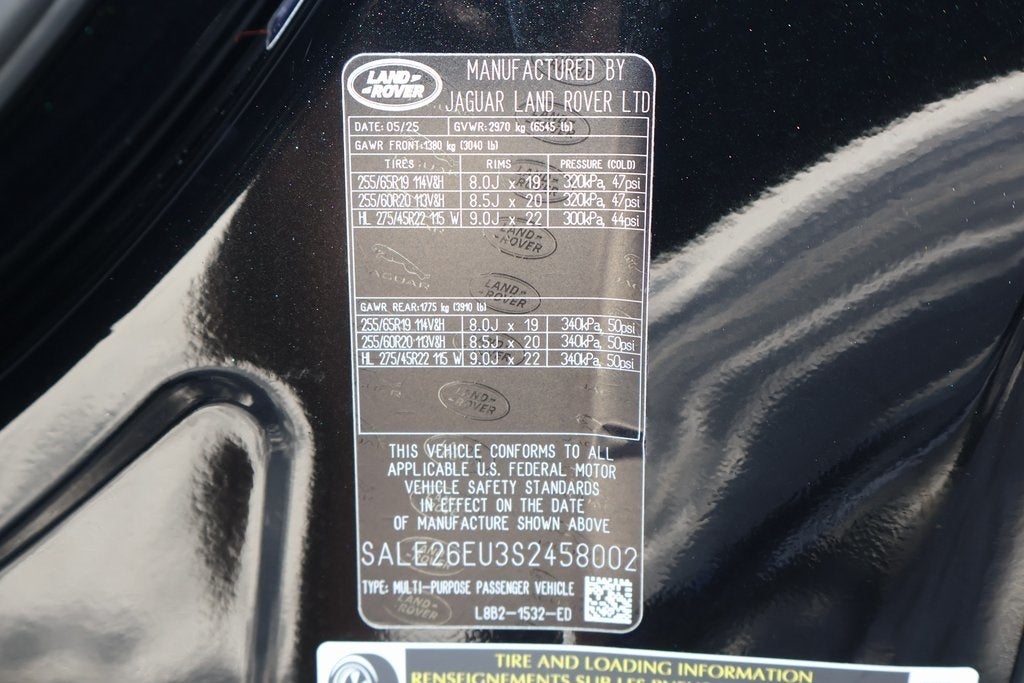 2025 Land Rover Defender 90 X-Dynamic SE