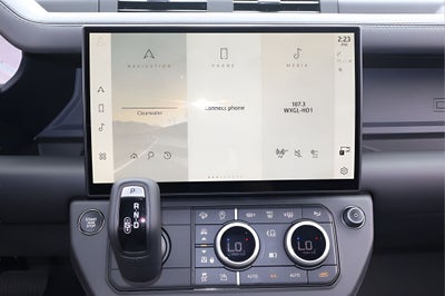 2026 Land Rover Defender 90 X-Dynamic SE