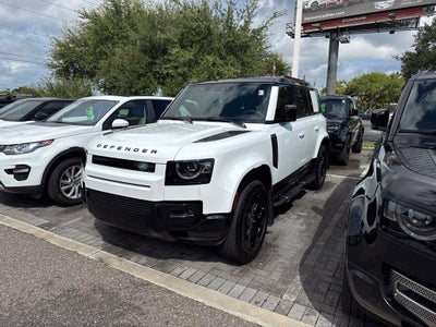 2025 Land Rover Defender 110 X-Dynamic SE