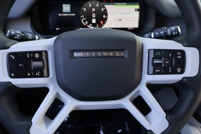 2026 Land Rover Defender 110 X-Dynamic SE