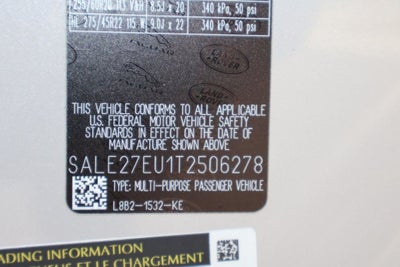 2026 Land Rover Defender 110 X-Dynamic SE