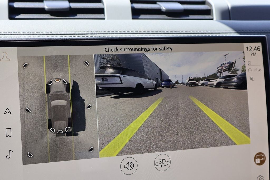 2026 Land Rover Defender 110 X-Dynamic SE