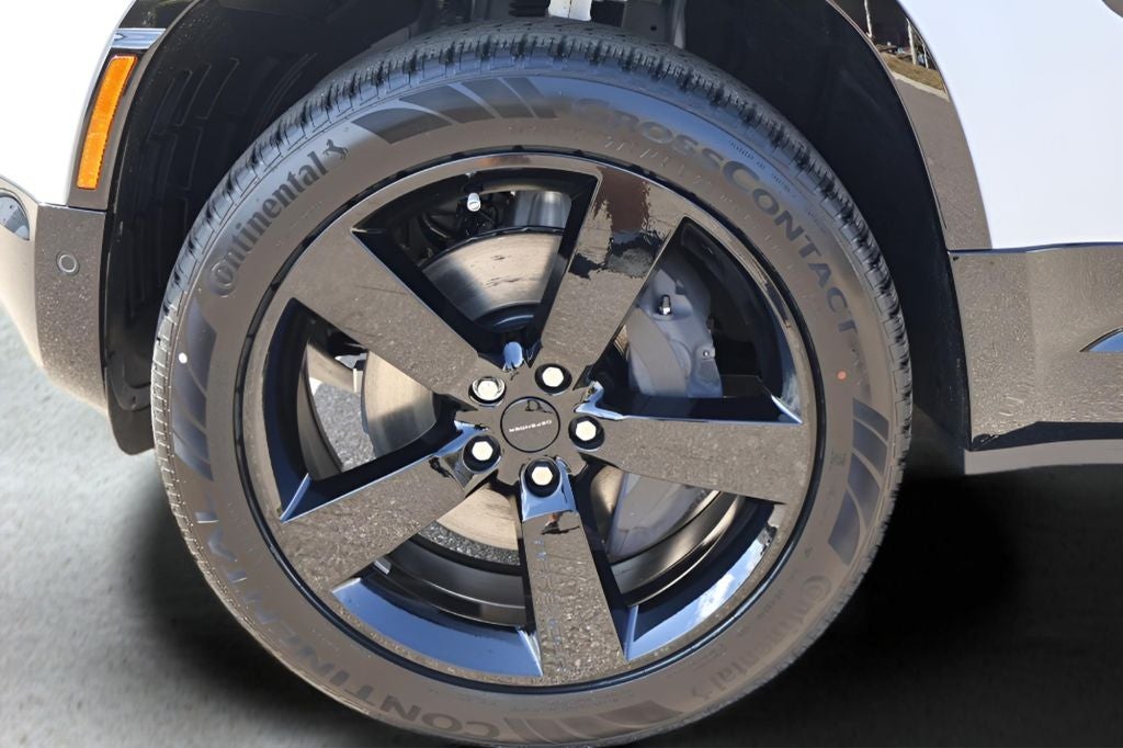 2026 Land Rover Defender 110 X-Dynamic SE