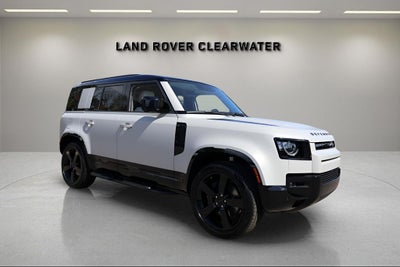 2026 Land Rover Defender 110 X-Dynamic SE