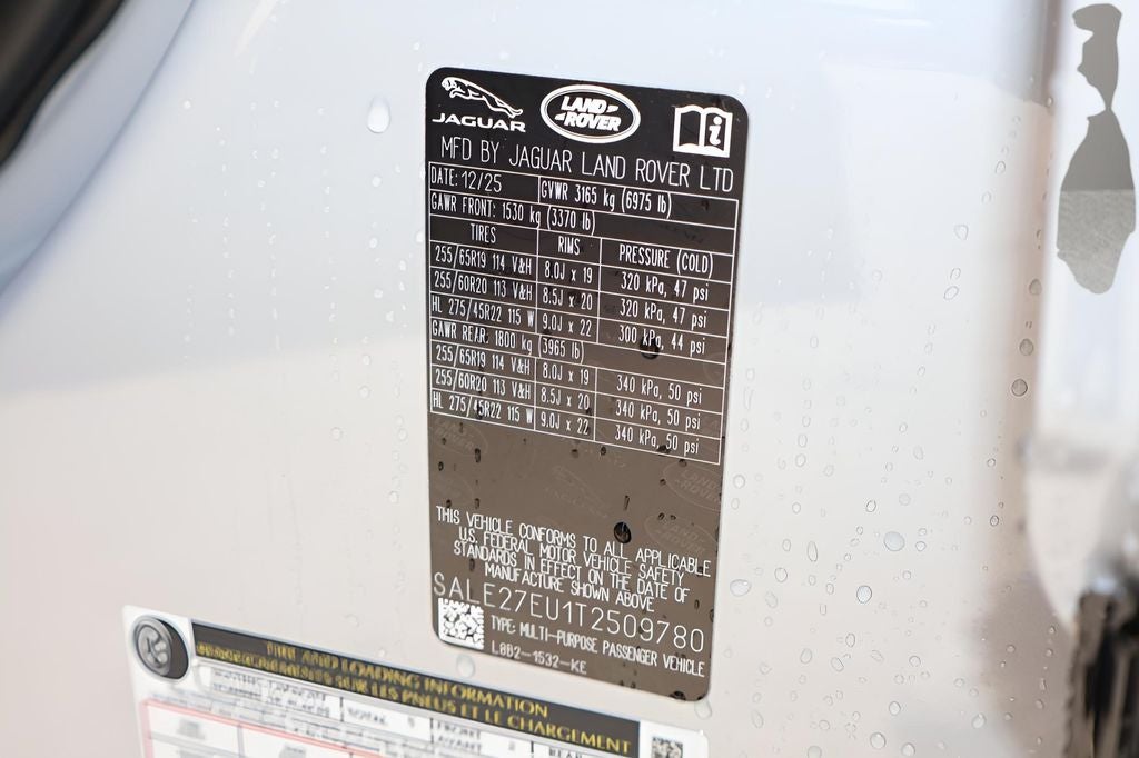 2026 Land Rover Defender 110 X-Dynamic SE