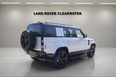 2026 Land Rover Defender 110 X-Dynamic SE