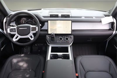 2026 Land Rover Defender 110 X-Dynamic SE