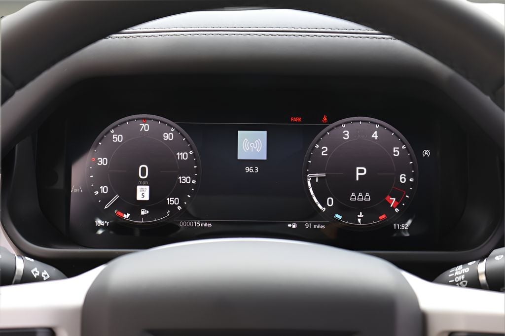 2026 Land Rover Defender 110 X-Dynamic SE