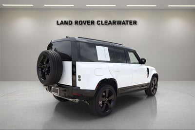 2026 Land Rover Defender 110 X-Dynamic SE