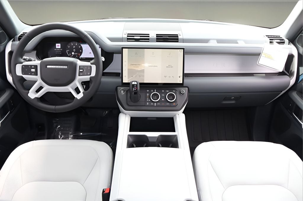 2026 Land Rover Defender 110 X-Dynamic SE