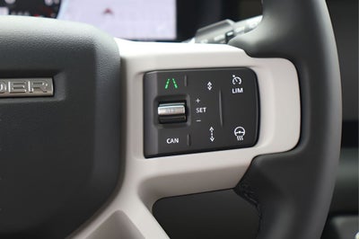 2026 Land Rover Defender 110 X-Dynamic SE