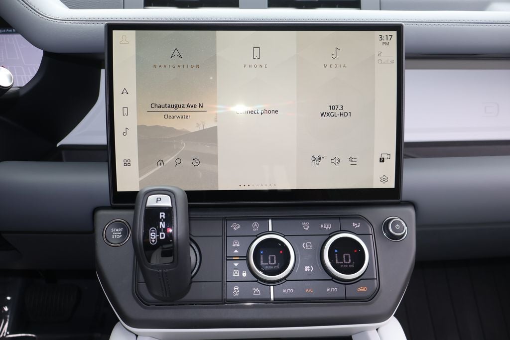 2026 Land Rover Defender 110 X-Dynamic SE