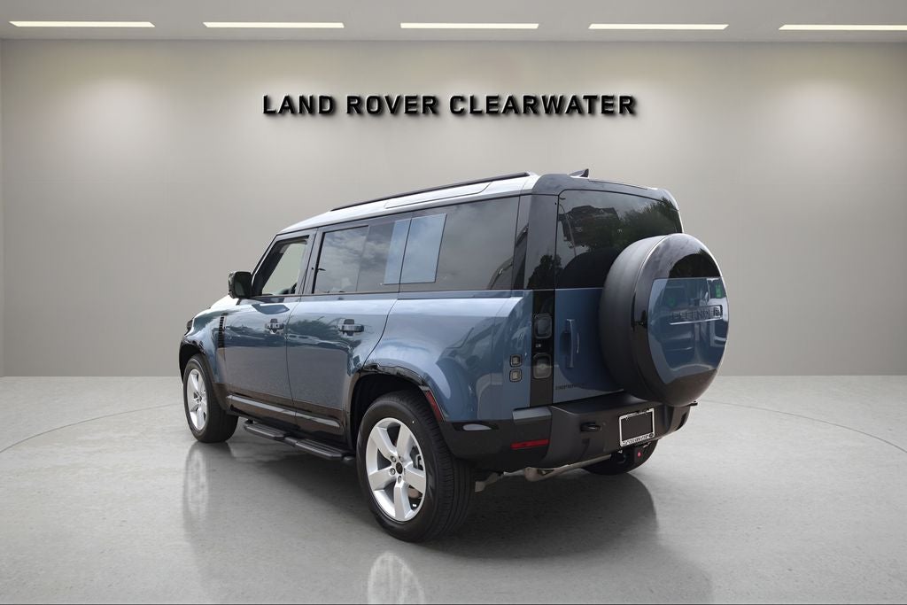 2026 Land Rover Defender 110 X-Dynamic SE