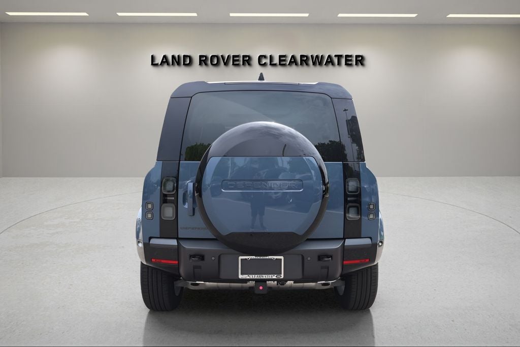 2026 Land Rover Defender 110 X-Dynamic SE