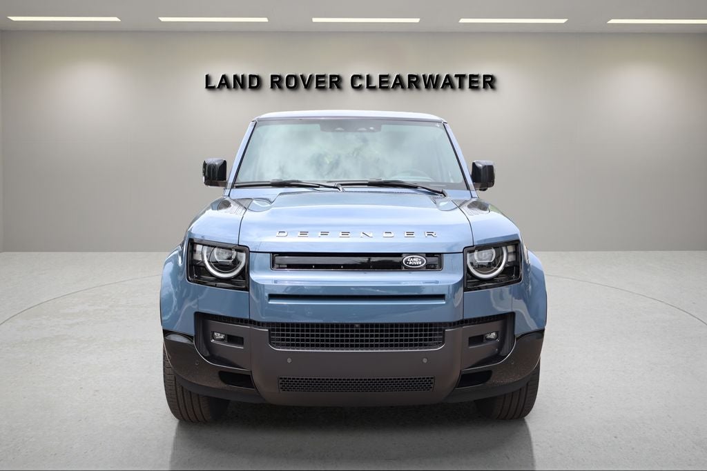 2026 Land Rover Defender 110 X-Dynamic SE