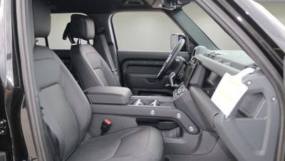 2026 Land Rover Defender 110 X-Dynamic SE