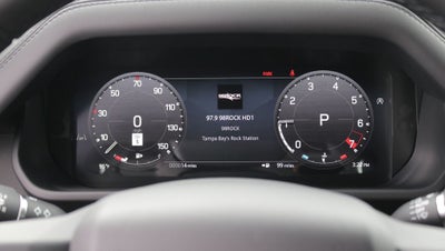 2026 Land Rover Defender 110 X-Dynamic SE