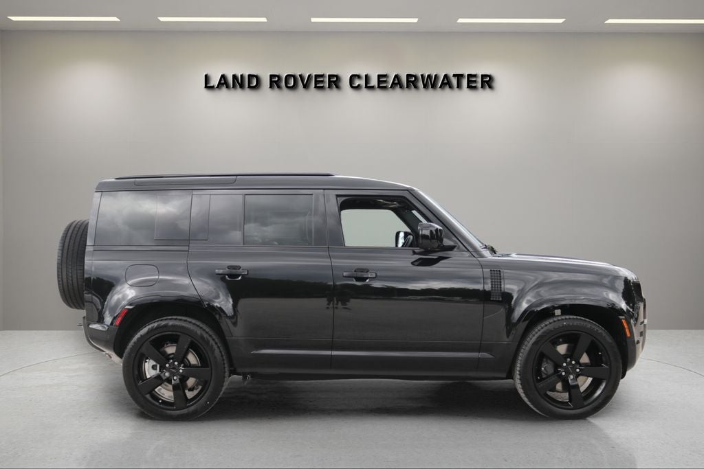 2026 Land Rover Defender 110 X-Dynamic SE