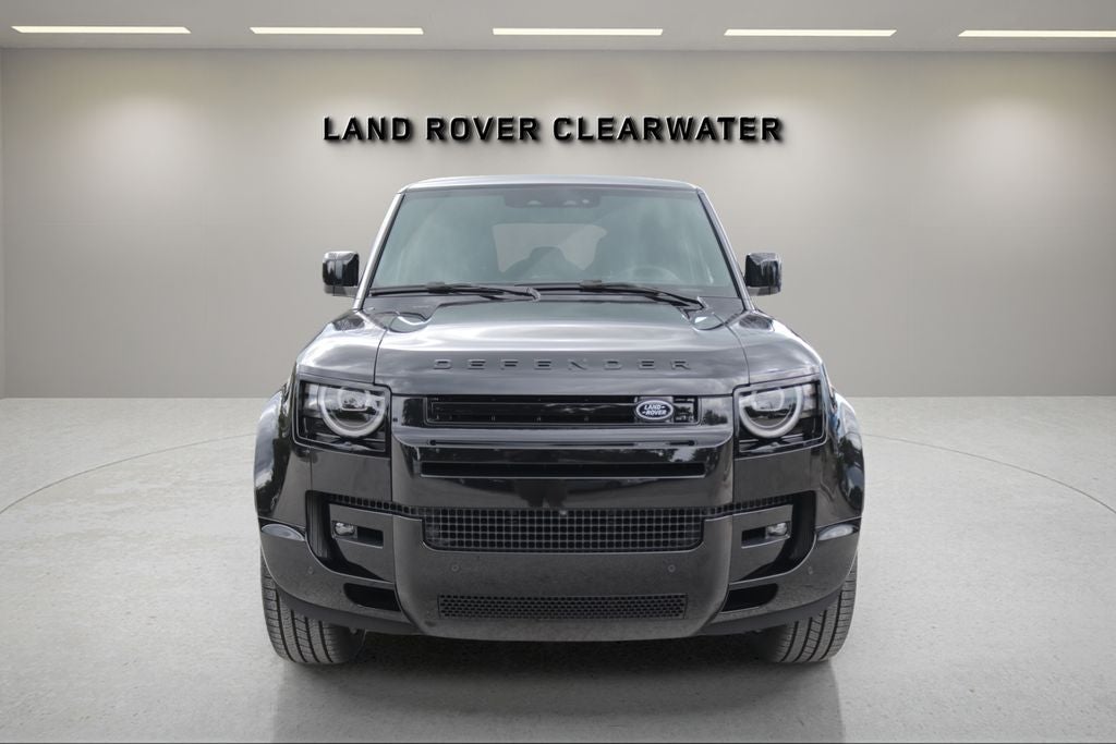 2026 Land Rover Defender 110 X-Dynamic SE