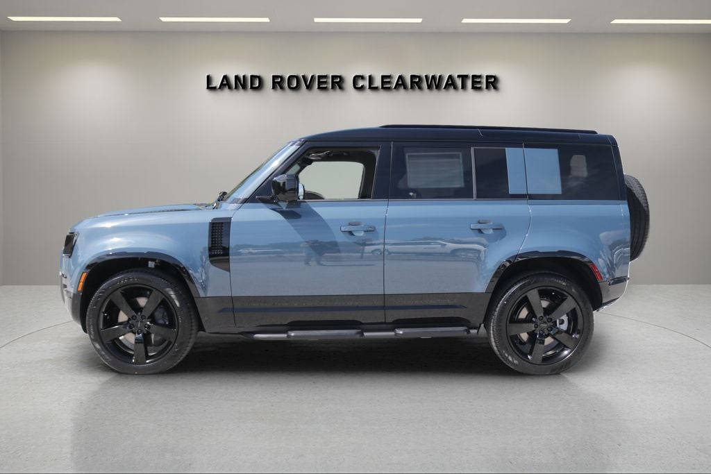 2026 Land Rover Defender 110 X-Dynamic SE