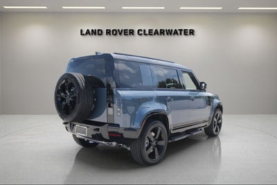 2026 Land Rover Defender 110 X-Dynamic SE