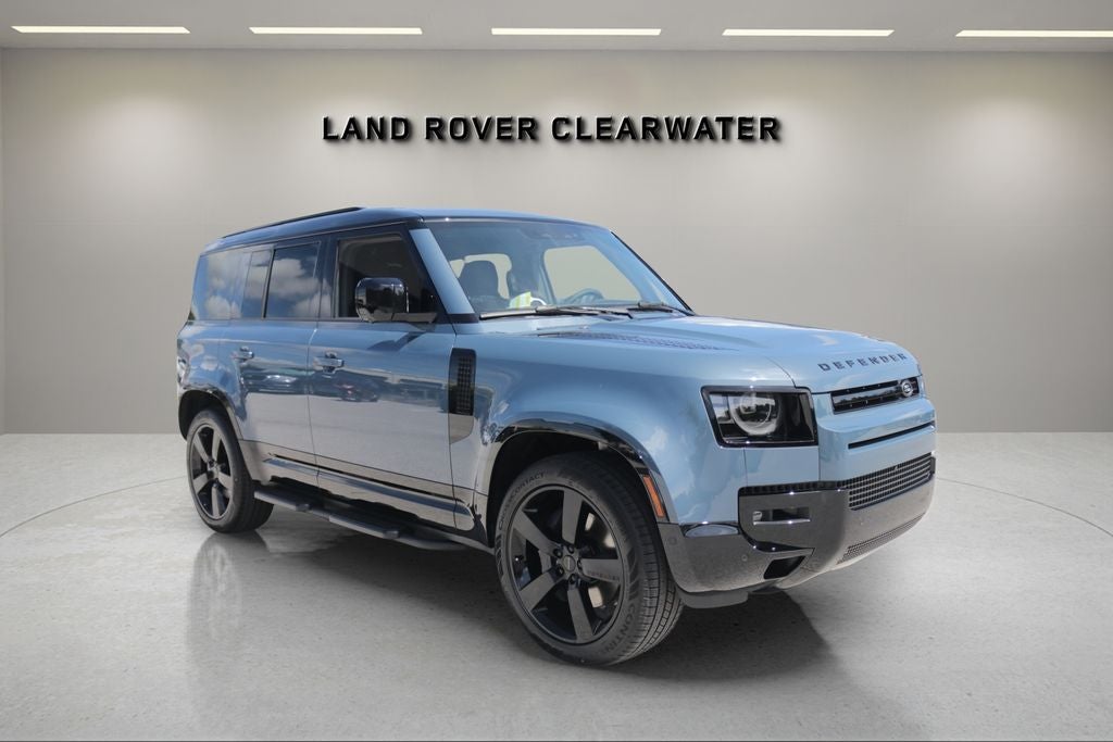 2026 Land Rover Defender 110 X-Dynamic SE