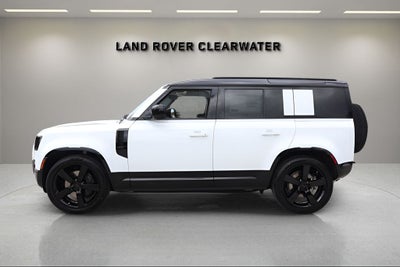 2026 Land Rover Defender 110 X-Dynamic SE