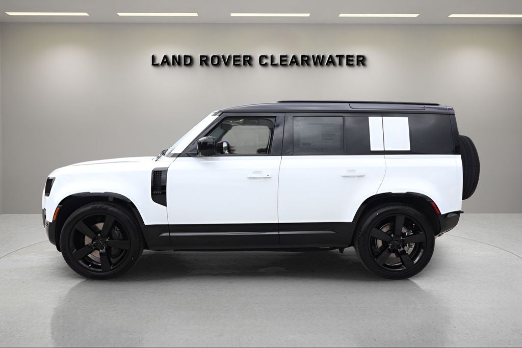 2026 Land Rover Defender 110 X-Dynamic SE