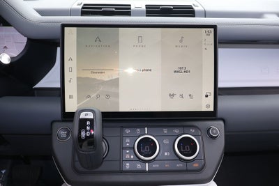 2026 Land Rover Defender 110 X-Dynamic SE