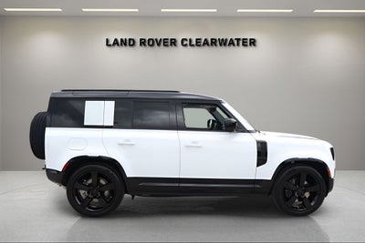 2026 Land Rover Defender 110 X-Dynamic SE