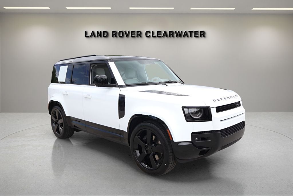 2026 Land Rover Defender 110 X-Dynamic SE