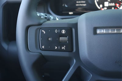 2026 Land Rover Defender 110 X-Dynamic SE