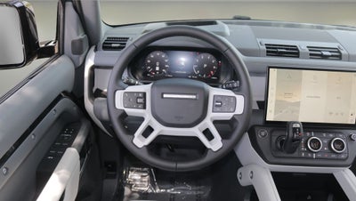 2026 Land Rover Defender 110 X-Dynamic SE