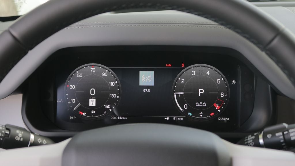 2026 Land Rover Defender 110 X-Dynamic SE