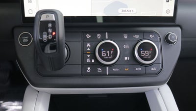 2026 Land Rover Defender 110 X-Dynamic SE